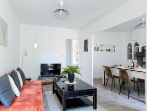 Appartement 3 chambres avec billard - centre